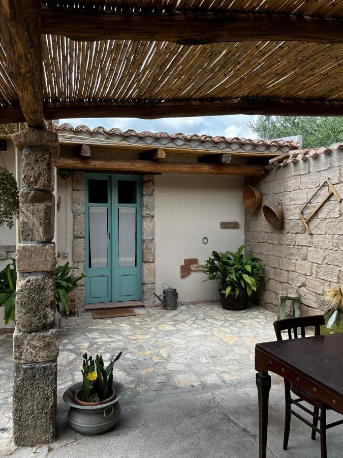 Graziosa Stanza Campidanese Su Terzu Guest House Oristano Eksteriør bilde