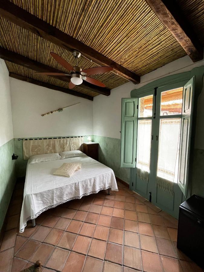 Graziosa Stanza Campidanese Su Terzu Guest House Oristano Eksteriør bilde